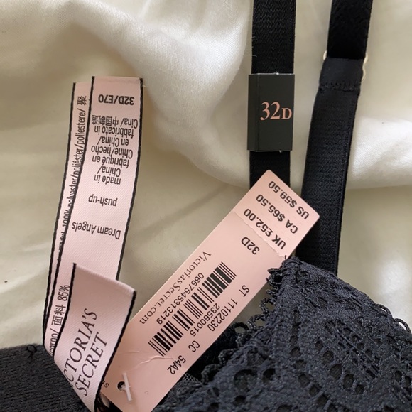 Victoria Secret Dream Angels Lace Push Up Bra - Picture 2 of 4